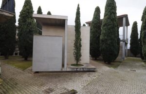 Edificio funebre nel civico cimitero di Alviano