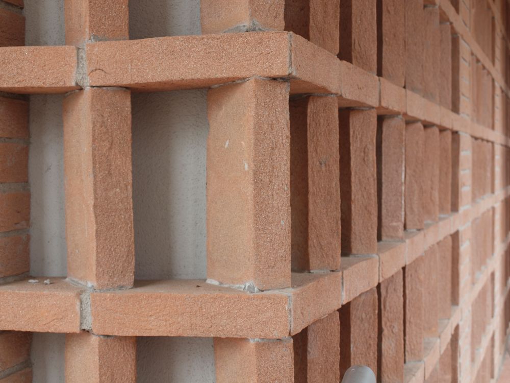 Ristrutturazione edificio per realizzazione atelier parrucchiere