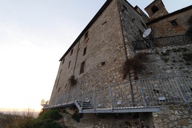 Il parco urbano per il centro storico di Alviano, il giardino di pietra