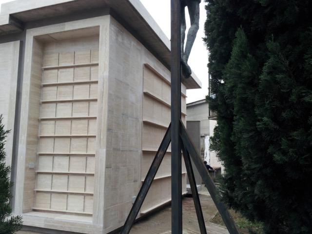 Edificio funebre nel civico cimitero di Alviano