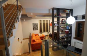 Casa nel centro storico su più livelli